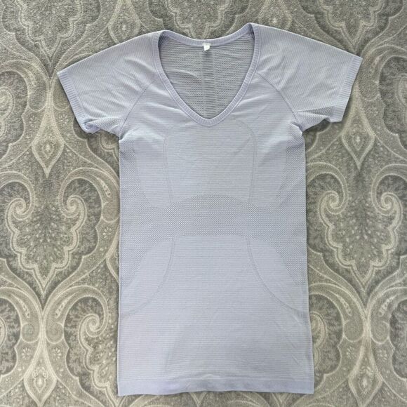 Womens Lululemon Run: Swiftly Tech V Neck - Picture 2 of 5